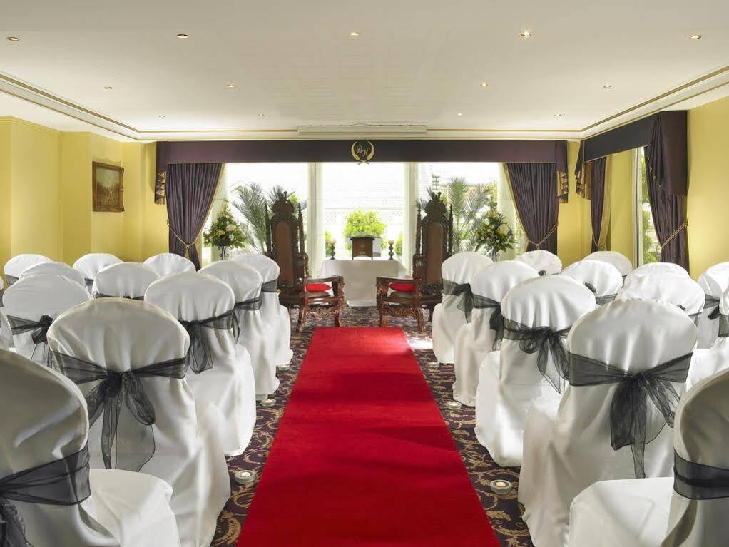 Bridge House Hotel, Leisure Club & Spa Tullamore Extérieur photo