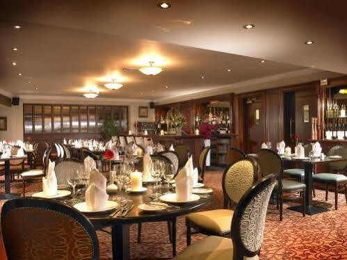 Bridge House Hotel, Leisure Club & Spa Tullamore Extérieur photo